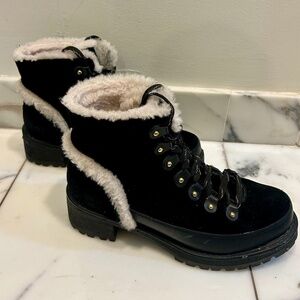 Tory Burch suede shearling lined boots so 8